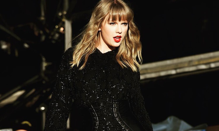 Taylor Swift (Instagram @taylorswift) - Image