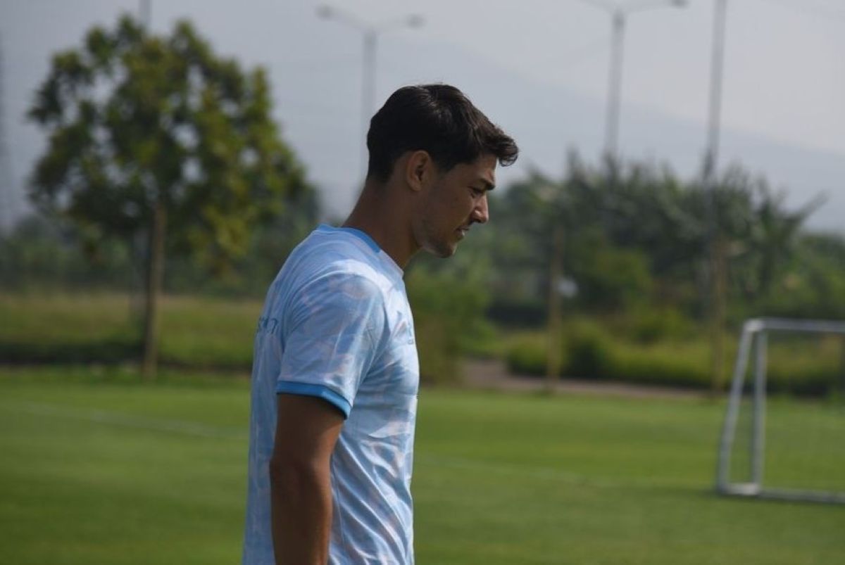 Pemain Federico Barba dan Andrew Patrick Jung bertekad menjaga konsistensi performa selama jeda FIFA Matchday. (Dok. Persib) - Image