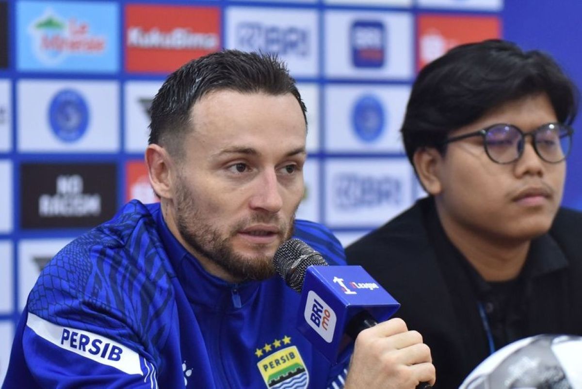 Gelandang sekaligus Kapten Persib Bandung Marc Klok. (Istimewa) - Image