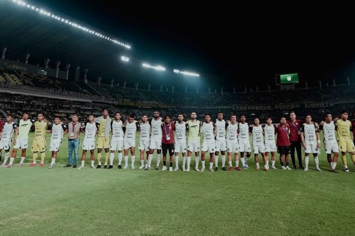 Persija Jakarta menaklukkan Persebaya Surabaya dengan skor 3-1 di Stadion Gelora Bung Tomo, Sabtu (18/10) malam. (Istimewa) - Image