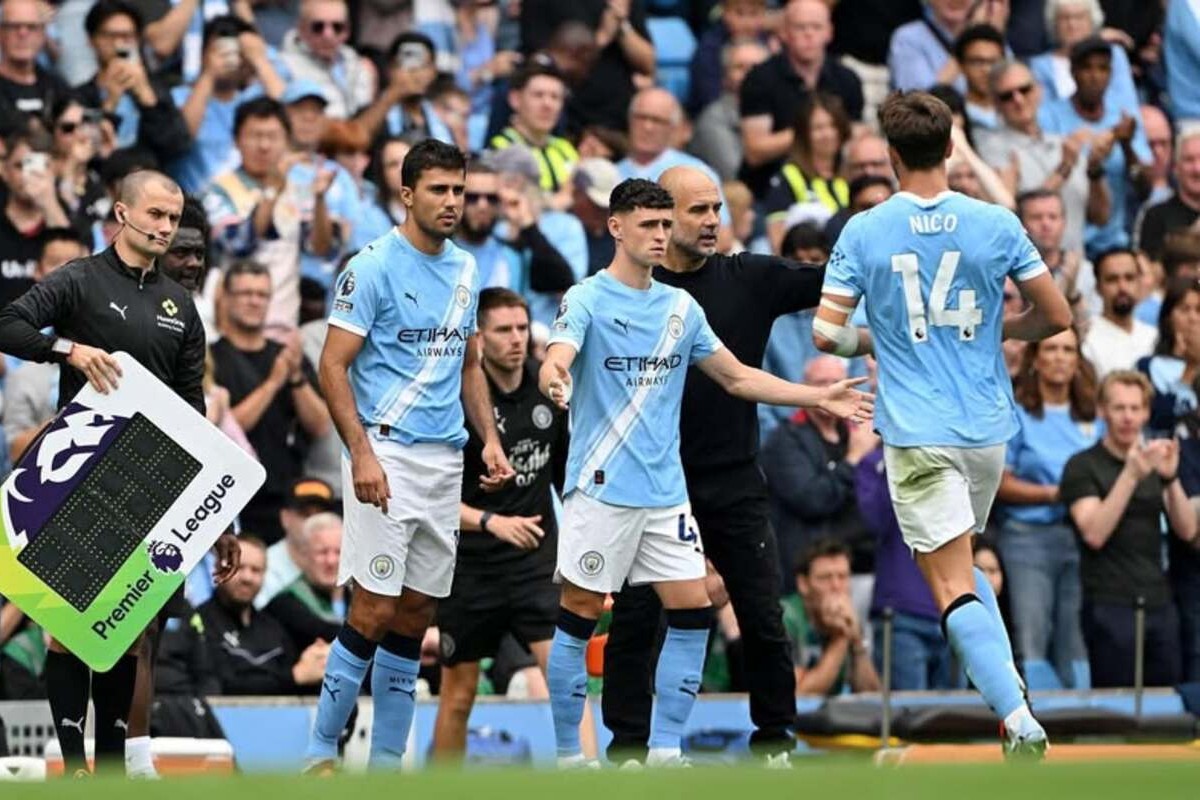 Rodri menggantikan Nico Gonzalez. (Dok Manchester Evening News) - Image