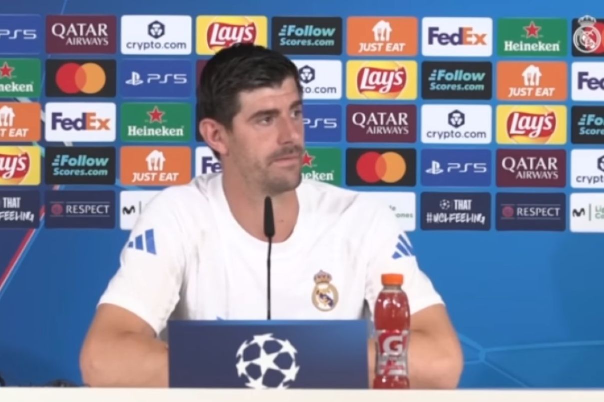 Kiper Real Madrid Thibaut Courtois. (Kanal YouTube Diario AS) - Image