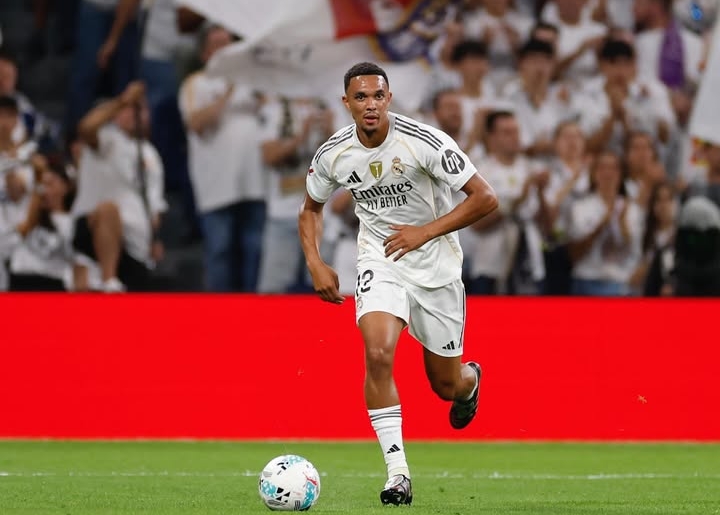 Trent Alexander-Arnold Bisa Tampil Saat Real Madrid Menjamu Juventus di Liga Champions - Image