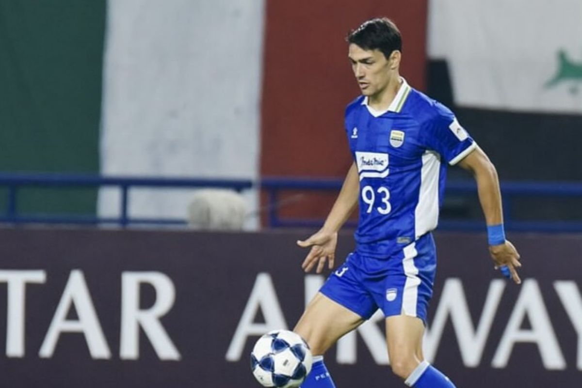 Pemain belakang Persib Bandung Federico Barba. (Dok. Federico Barba) - Image
