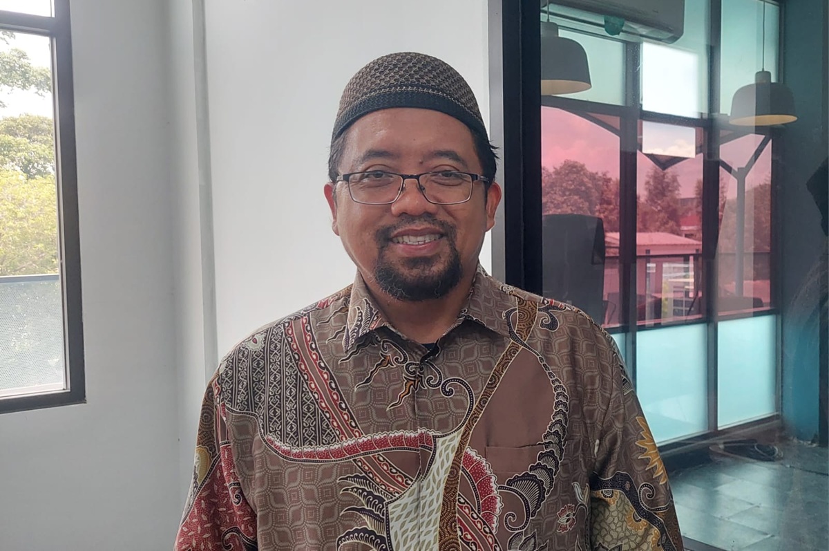 Pengamat Energi Ali Ahmudi. (Dimas Choirul/Jawapos.com)