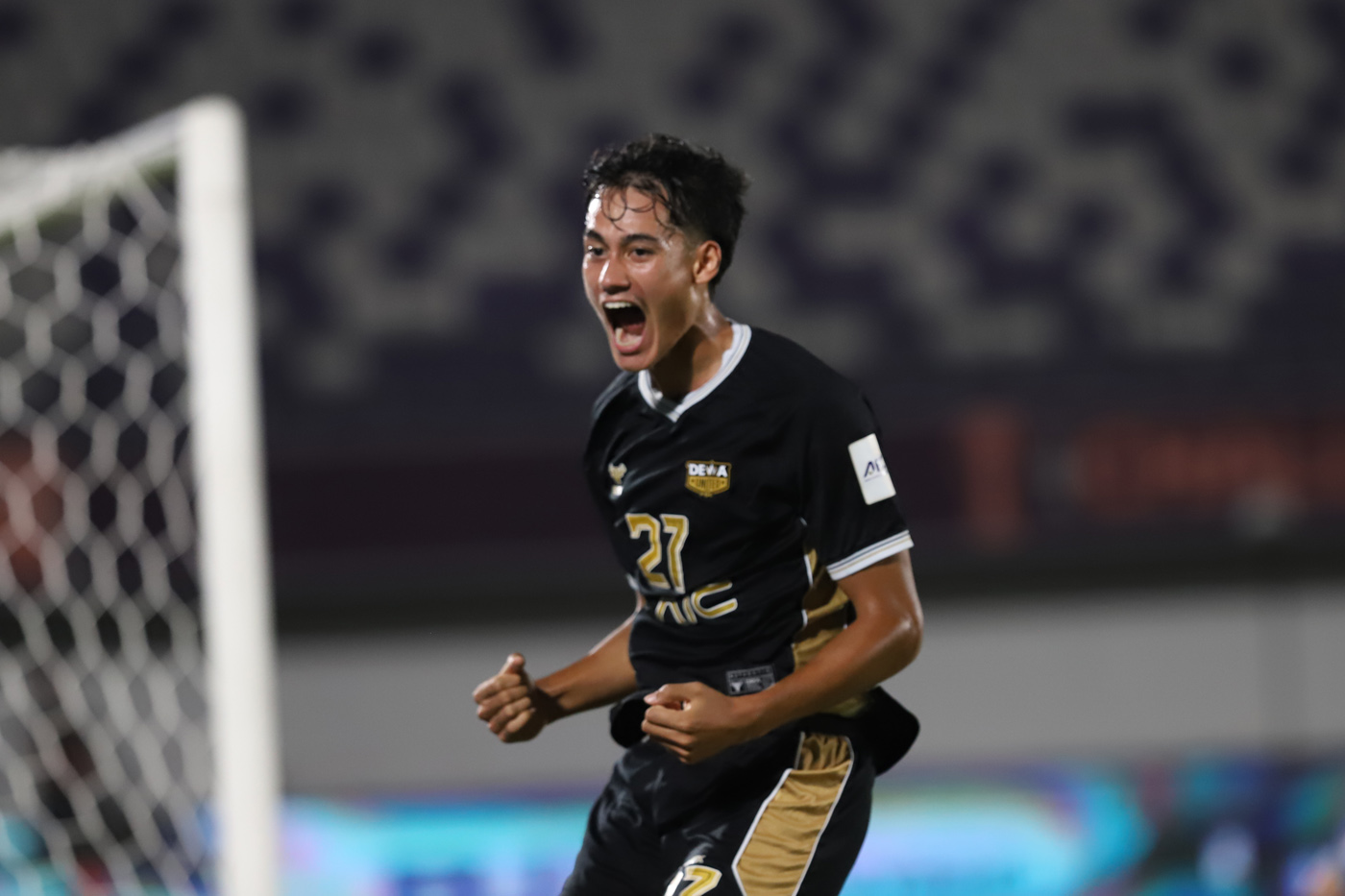 Selebrasi Rafael Struick usai membobol Shan United di AFC Challenge League 2025-2026 di Stadion Spor