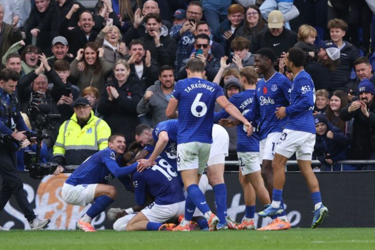 Everton amankan 3 poin dan putus tren negatif di Premier League. (@Everton/X). - Image