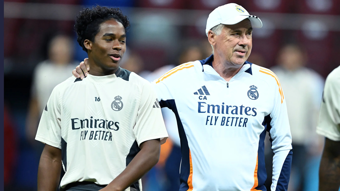 Endrick (kiri) dan Carlo Ancelotti. (ANP) - Image