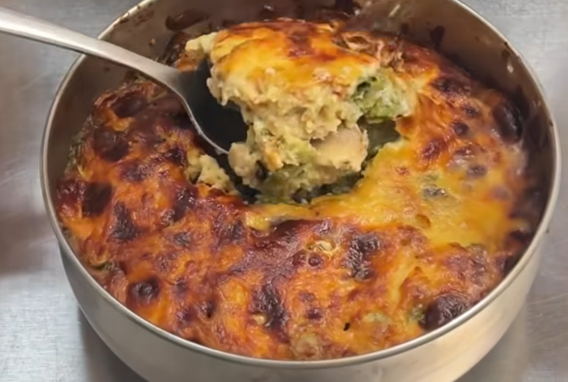 Potret bayam telur panggang keju yang creamy, gurih, dan sehat. (Sumber: instagram.com/@hello.itsmillie) - Image