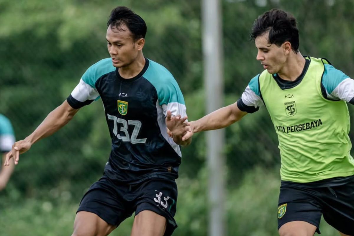 Persebaya Surabaya lakukan persiapan matang jelang hadapi Arema FC di pekan ke-13 Super League 2025/2026. (Persebaya Surabaya)