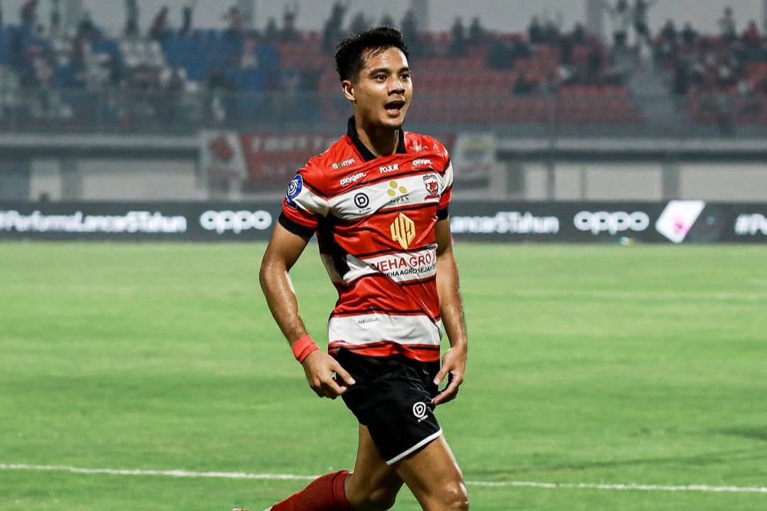 Selebrasi Aji Kusuma setelah cetak gol di laga melawan Persijap Jepara. (Dok. Madura United) - Image