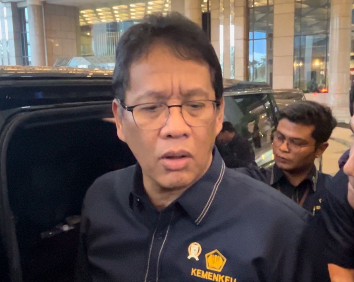 Menteri Keuangan Purbaya Yudhi Sadewa memastikan Kemenkeu siap menambah anggaran untuk BNPB jika diperlukan. (Nurul F/ JawaPos.com) - Image