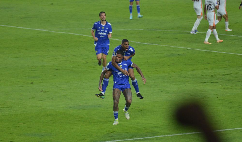 Ramon rayakan gol perdananya bersama Persib. (Dok. Persib) - Image