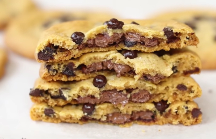 Ide Camilan Natal: Resep Chocolate Cookies yang Renyah dan Lembut, Bikin Ketagihan! - Image