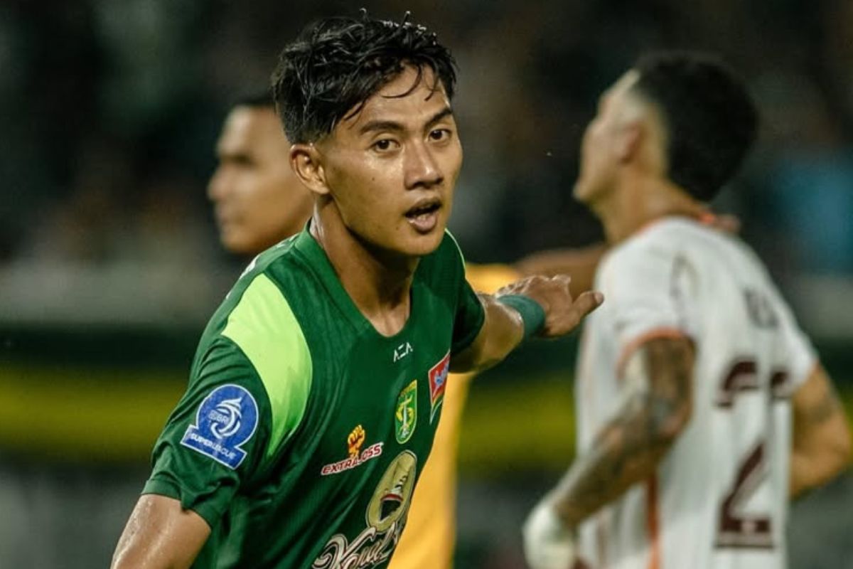 Malik Risaldi terlahir kembali usai cetak gol penting Persebaya Surabaya lawan Borneo FC. (Dok. Persebaya) - Image