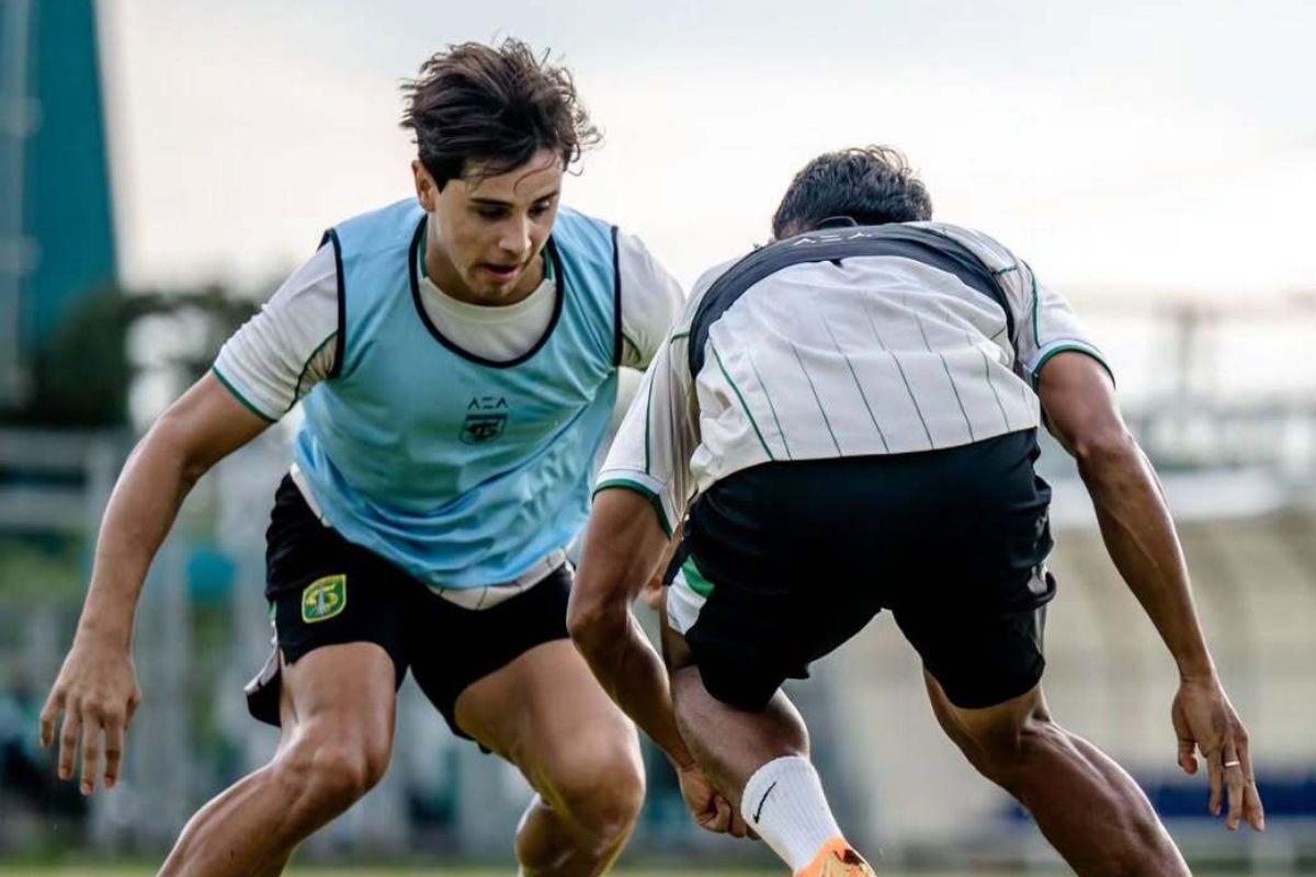 Bruno Moreira jadi salah satu kartu AS Bernardo Tavares di Persebaya Surabaya lawan Malut United. (Persebaya Surabaya)