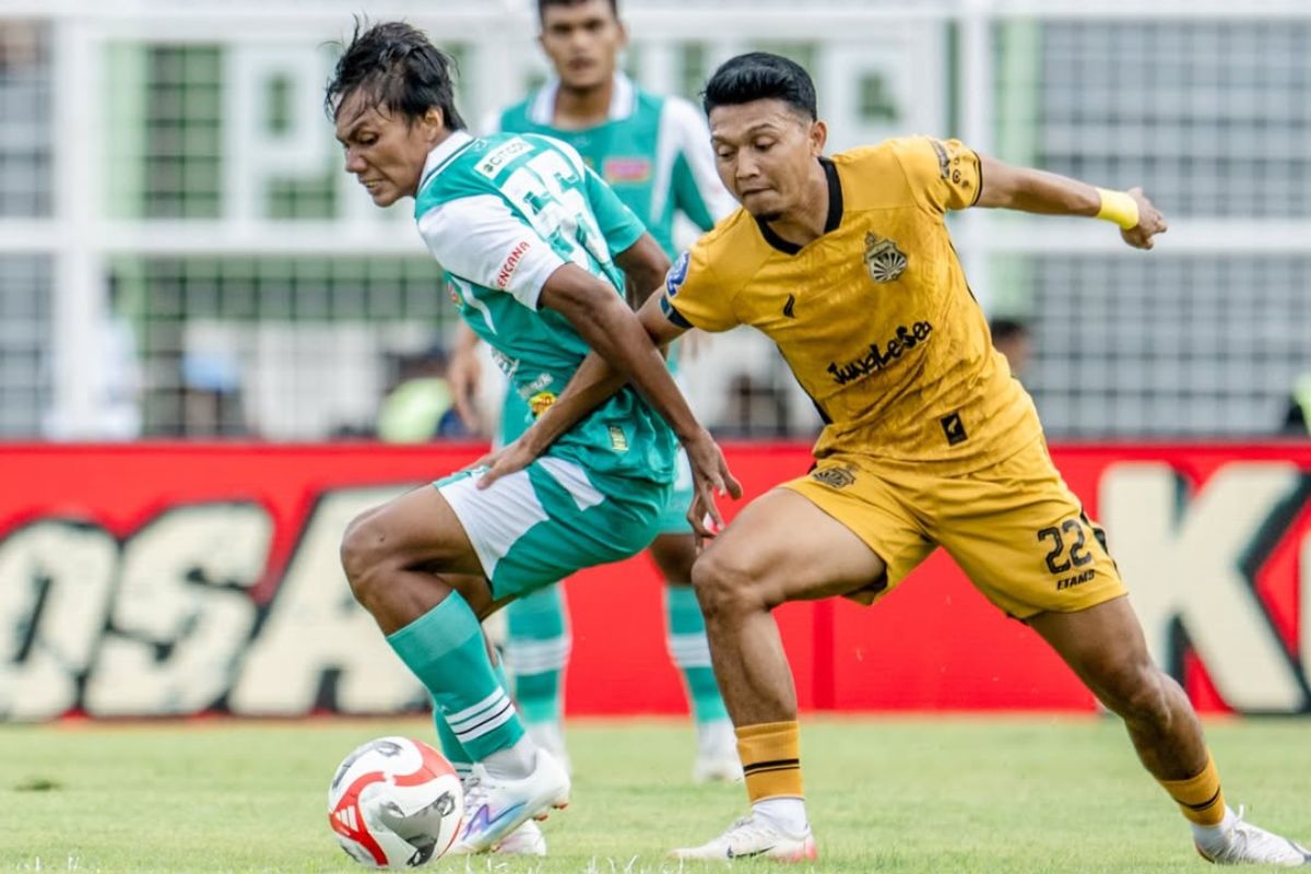 Bernardo Tavares janji tak lupakan potensi pemain muda di Persebaya Surabaya. (Persebaya Surabaya) - Image