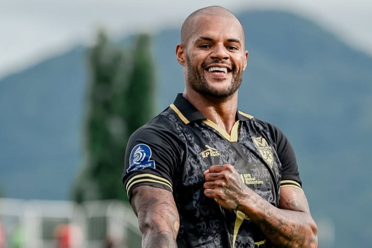 David da Silva bisa rusak debut Bernardo Tavares di Persebaya Surabaya lawan Malut United. (Malut United) - Image