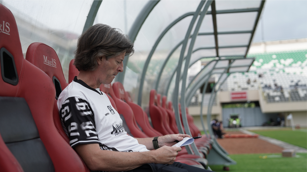 Pelatih PSS Sleman Pieter Huistra. (Istimewa) - Image