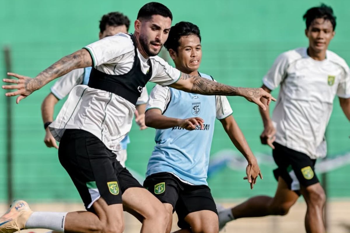 Skuad Persebaya Surabaya siap menghadapi PSIM Yogyakarta. (Dok. Persebaya) - Image
