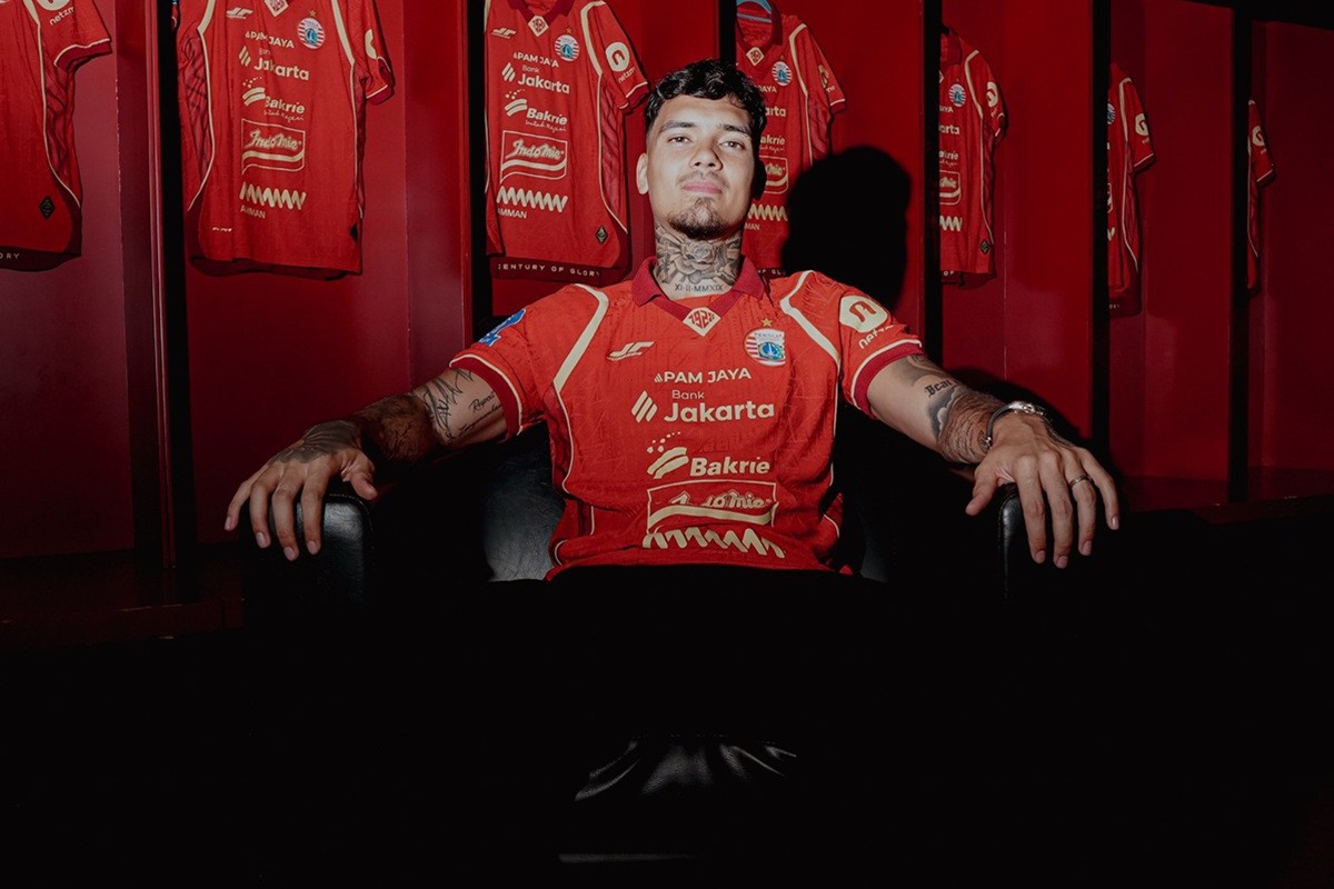 Shayne Pattynama jadi salah satu dari tujuh pemain keturunan Timnas Indonesia yang main di Super League 2025/2026. (Instagram.com/@persija_Jkt) - Image