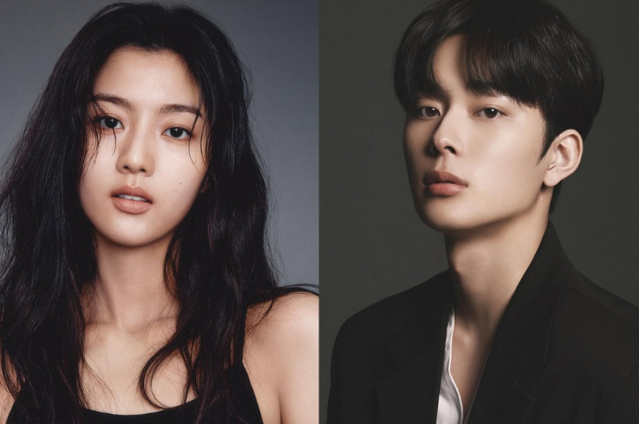 Shin Eun Soo dan Yoo Seon Ho menjalin hubungan asmara. (Instagram @su1023_ dan @official_yooseonho) - Image