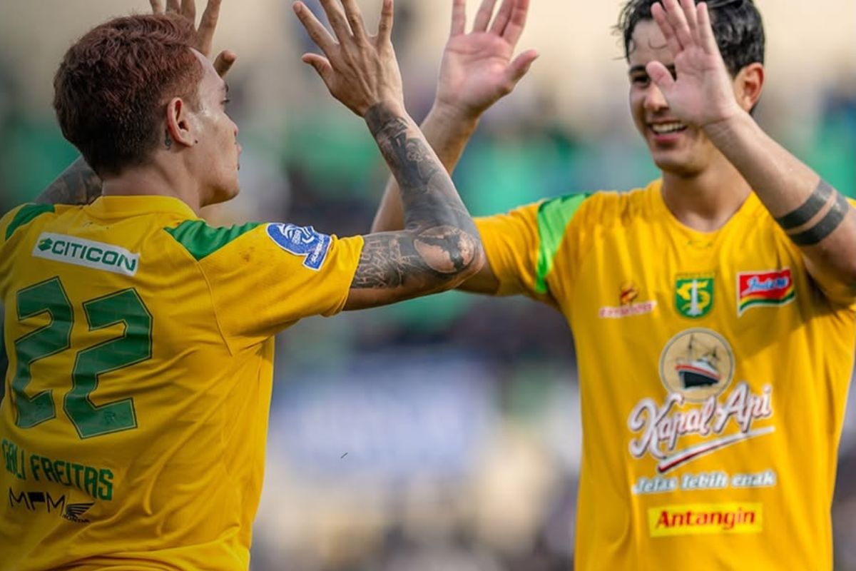 Gali Freitas selalu jadi alternatif pencetak gol jika Bruno Moreira mengalami kebuntuan. (Persebaya) - Image