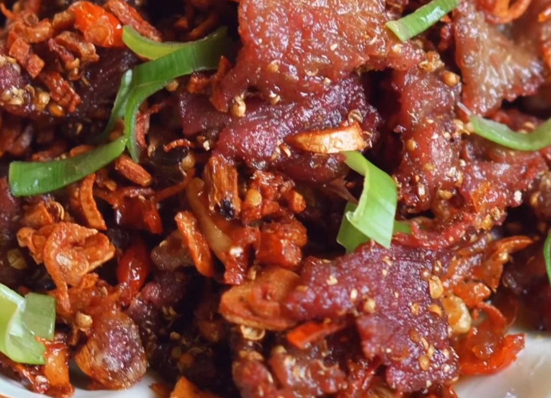Potret resep oseng sapi ketumbar cabe bawang yang gurih, pedas, dan wangi. (Sumber: instagram.com/@lorenaavirigiana) - Image