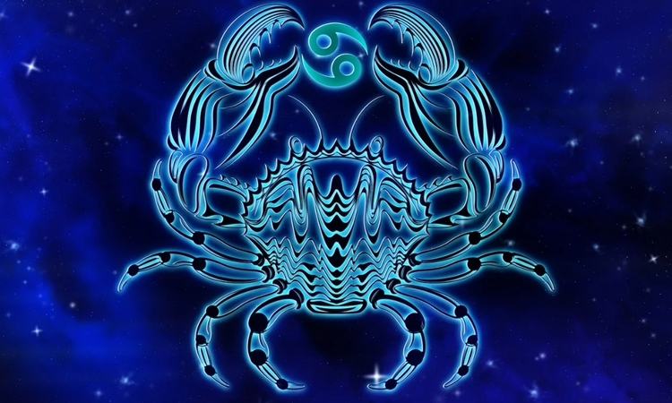 Horoskop Cancer besok Minggu, 8 Februari 2026 (freepik) - Image