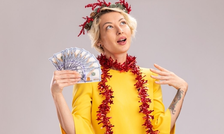 Weton yang diramalkan akan bergelimang harta dan capai kestabilan finansial di tahun 2026. (dok: freepik) - Image