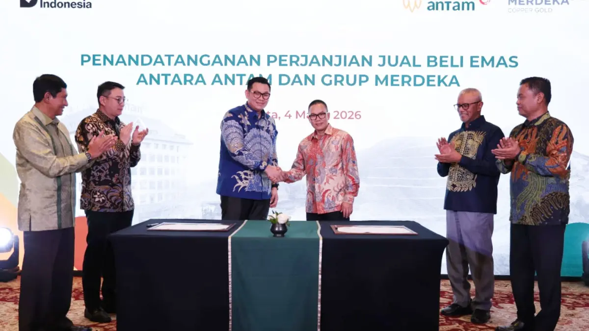 ANTAM resmi menandatangani kesepakatan pembelian 6 ton emas dari Grup Merdeka. 
