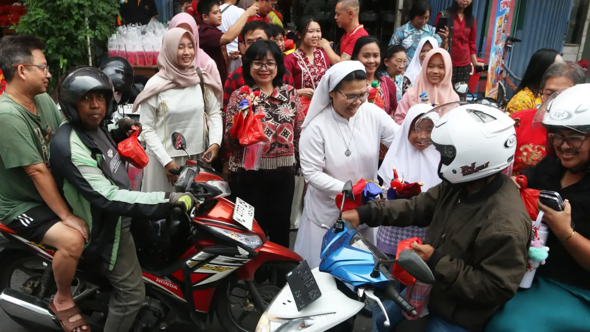 Semarak perayaan Cap Go Meh di Kota Semarang. (Nur Chamim/Jawa Pos Radar Semarang) 