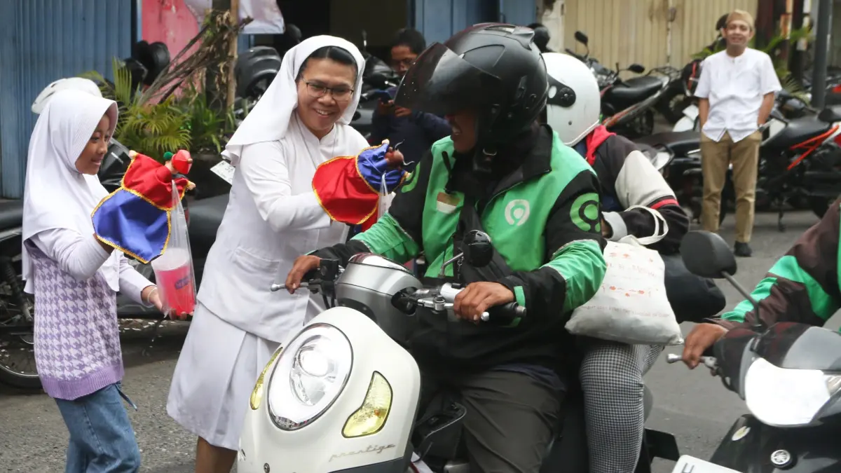 Semarak perayaan Cap Go Meh di Kota Semarang. (Nur Chamim/Jawa Pos Radar Semarang) 
