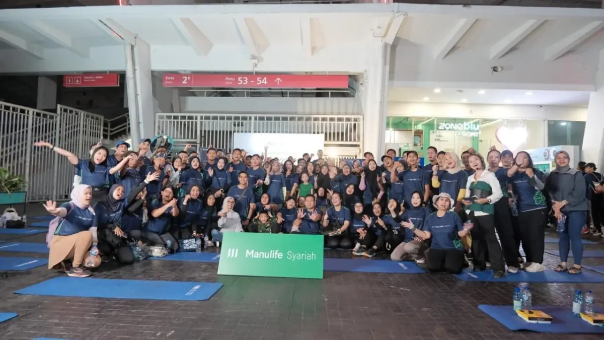 Peserta mengikuti rangkaian aktivitas Gerak Berkah, mulai dari berbagi takjil, olahraga bersama, talkshow, hingga games sebelum berbuka puasa. 
