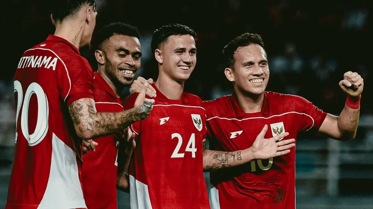 Empat pemain versatile Timnas Indonesia yang bisa mengisi banyak posisi di era pelatih John Herdman menjelang FIFA Series 2026. (Instagram @eliano.r) - Image