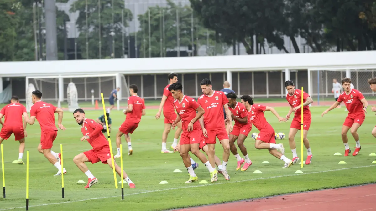 Para pemain Timnas Indonesia saat sesi latihan jelang FIFA Series 2026 di Jakarta, Kamis (26/3/2026). Timnas Indonesia akan menghadapi St. Kitts and Nevis. Jika berhasil menang, Indonesia berpotensi bertemu Bulgaria atau Kepulauan Solomon di partai final.