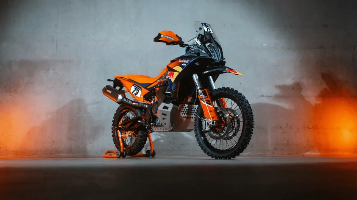 KTM Rilis 890 Adventure R Rally 2026, Spek Balap dan Harga Bikin Melirik - Image