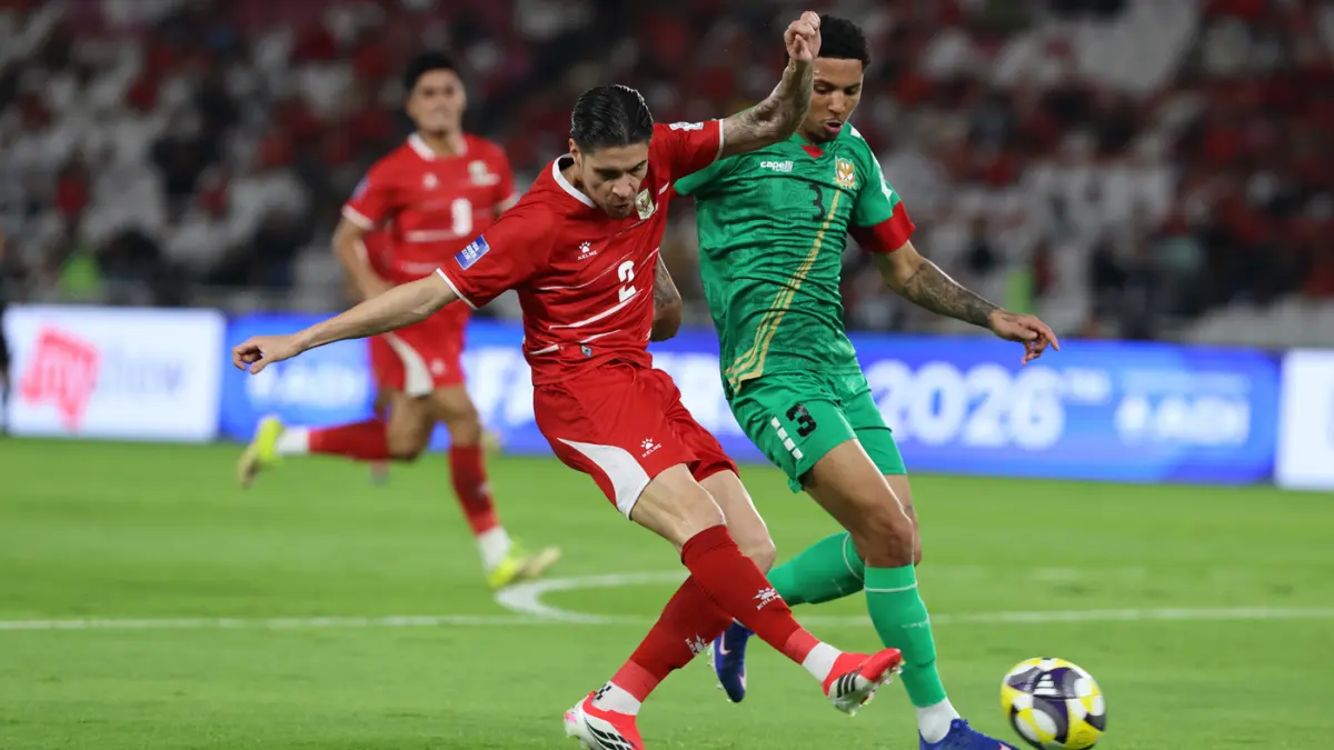 Pemain Timnas Indonesia Kevin Diks pada pertandingan melawan Saint Kitts & Nevis dalam di FIFA Series 2026, Stadion Utama Gelora Bung Karno, Jumat (27/3/2026). (Dery Ridwansah/ JawaPos.com)