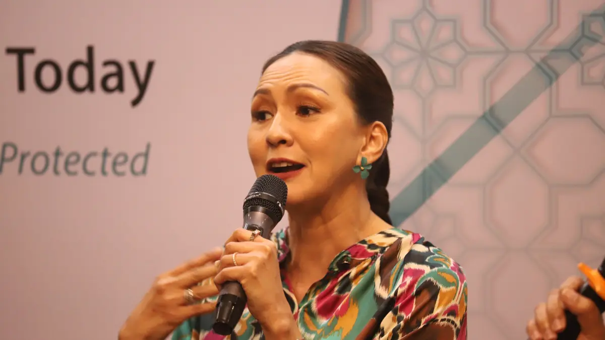 Aktris Donna Agnesia