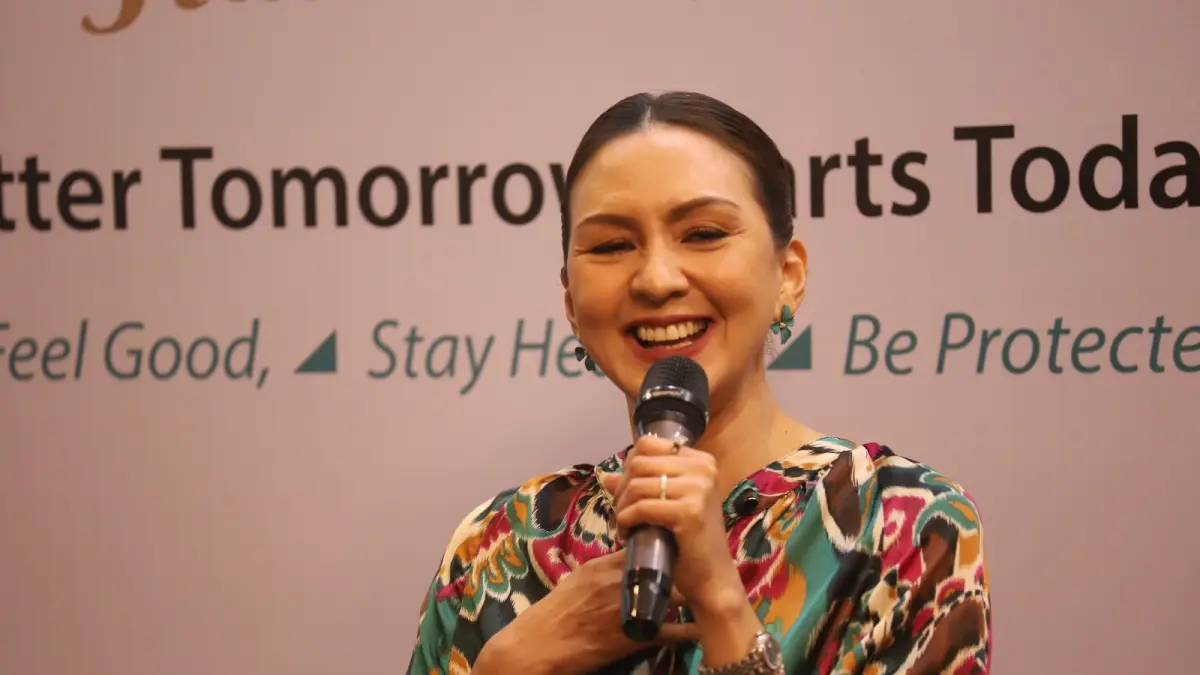 Aktris Donna Agnesia