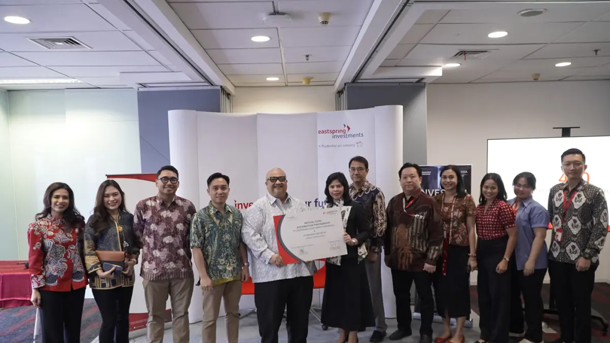 Direktur Utama Bahana Sekuritas Reza Benito (kiri) dan Direktur Utama Eastspring Investments Indonesia Sulystari Rizal.