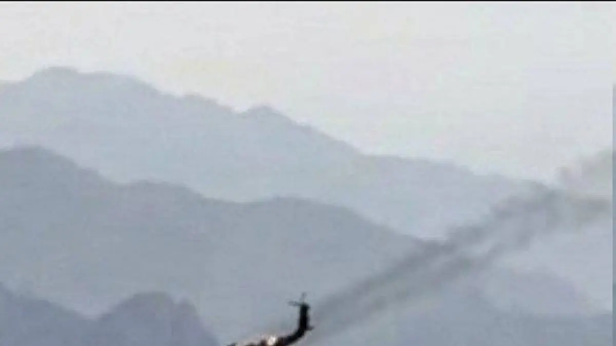 Iran Tembak Jatuh Helikopter Black Hawk AS Saat Misi Penyelamatan Pilot, Nasib Awak Masih Misterius - Image