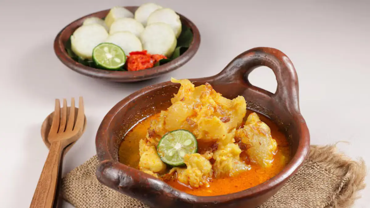 rekomendasi tempat kuliner kikil di Surabaya. (Freepik/ Sri Widyowati) - Image