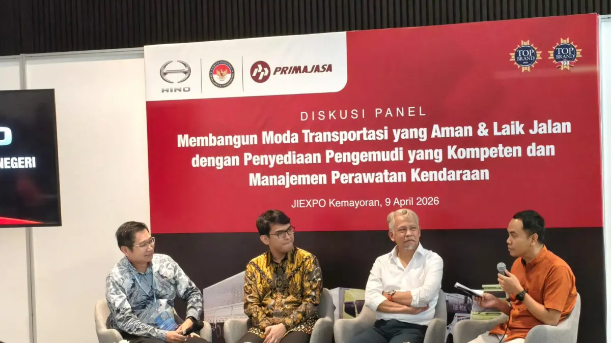 Hino Ungkap Masalah Besar di Balik Kecelakaan Kendaraan Niaga di Indonesia - Image