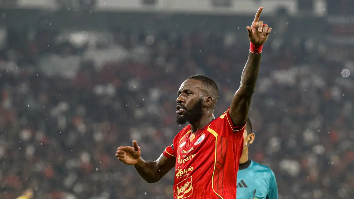 Persija Jakarta Menang 3-0 Atas Persebaya Surabaya - Image