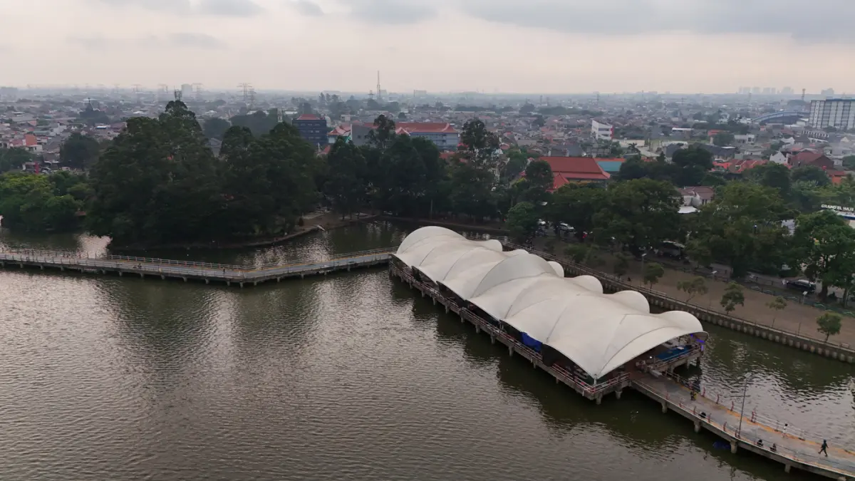 Destinasi Wisata Kota Tangerang Situ Cipondoh - Image