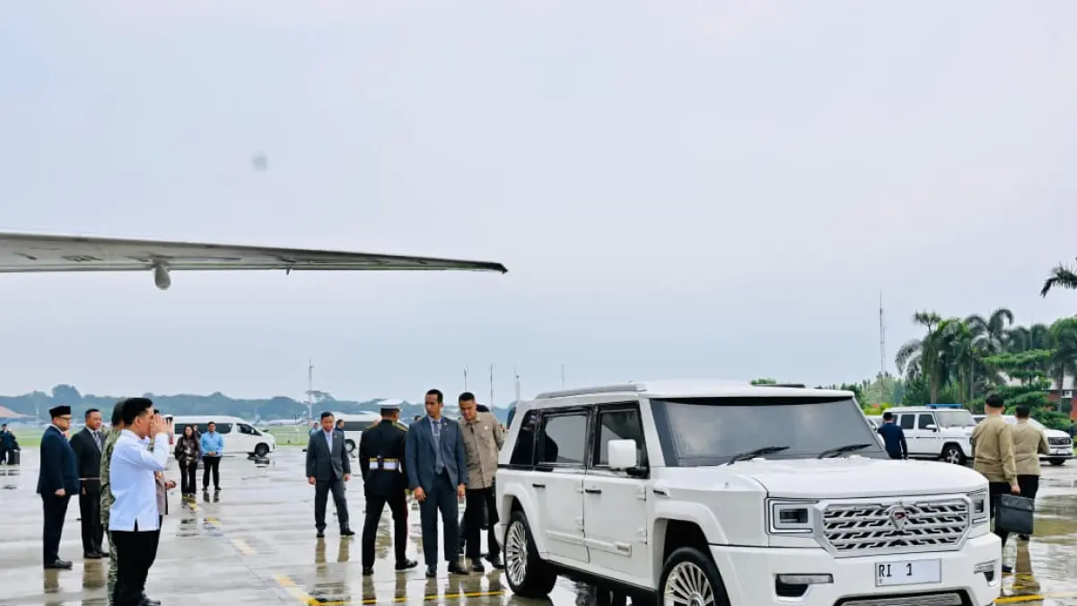 Presiden RI Prabowo Subianto kembali ke Tanah Air usai melakukan rangkaian kunjungan dari dua negara yaitu Rusia dan Prancis. Kedatangan Presiden disambut langsung oleh Wakil Presiden Gibran Rakabuming Raka di Pangkalan TNI AU Halim Perdanakusuma, Jakarta