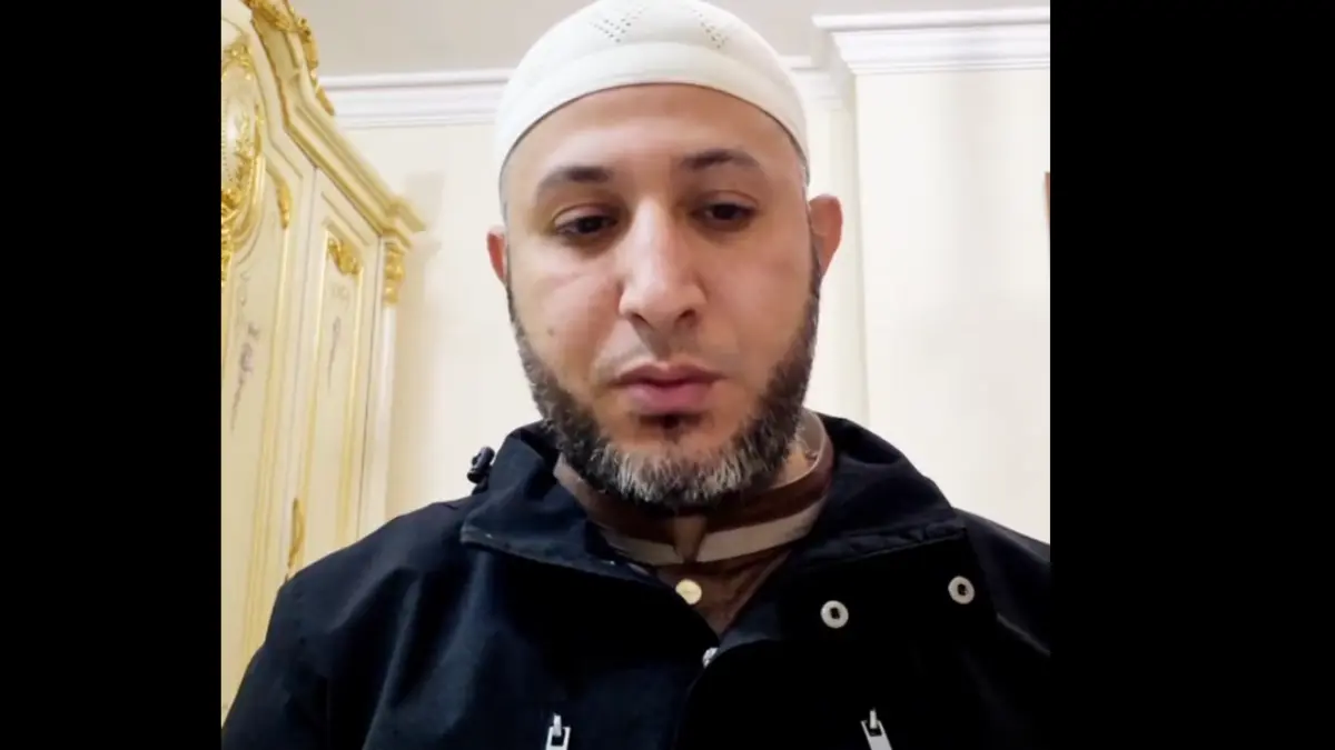 Bantah Kabur ke Mesir, Syekh Ahmad Al Misry: Mendampingi Ibunda yang Sedang Sakit