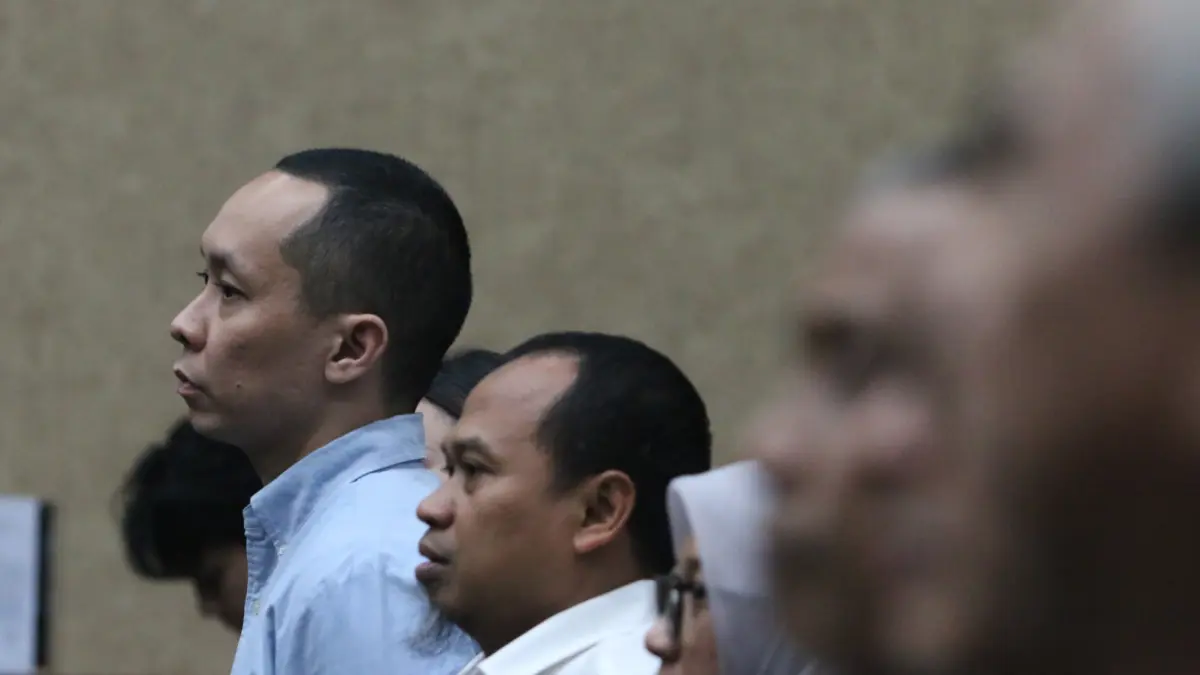 Delapan terdakwa kasus dugaan pemerasan dalam pengurusan Rencana Penggunaan Tenaga Kerja Asing mengikuti sidang vonis di Pengadilan Tipikor, Jakarta, Rabu (22/4/2026). (Dery Ridwansah/ JawaPos.com)