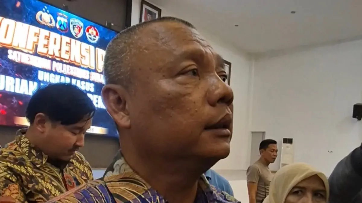 Dugaan Penipuan Rekrutmen OS Pemkot Surabaya, Polisi Periksa Eks Camat Pakal - Image